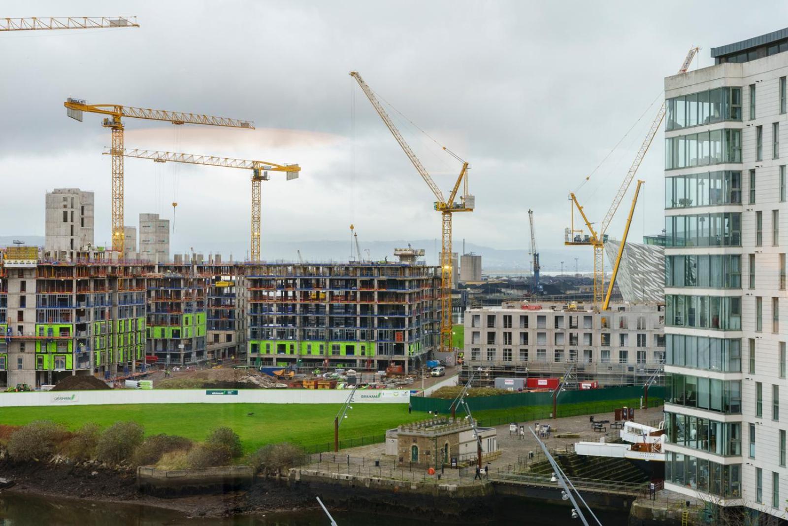 Stylish City Centre 2 Bedroom Apartment With Belfast Cityscape View Экстерьер фото