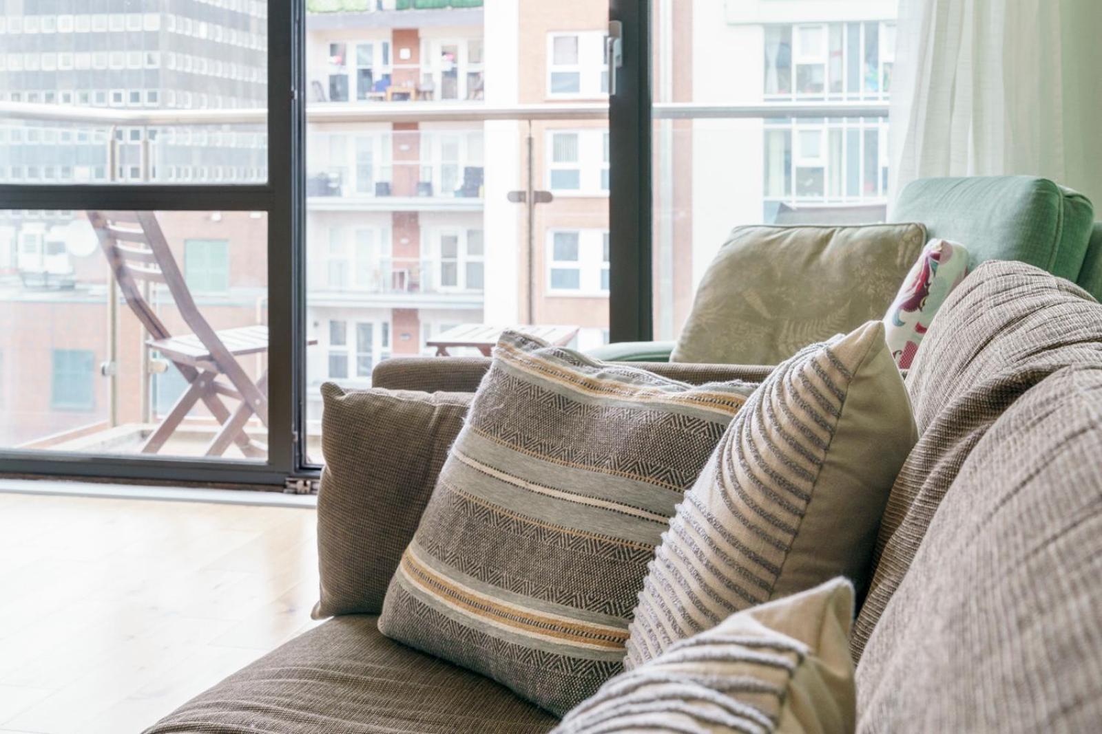 Stylish City Centre 2 Bedroom Apartment With Belfast Cityscape View Экстерьер фото